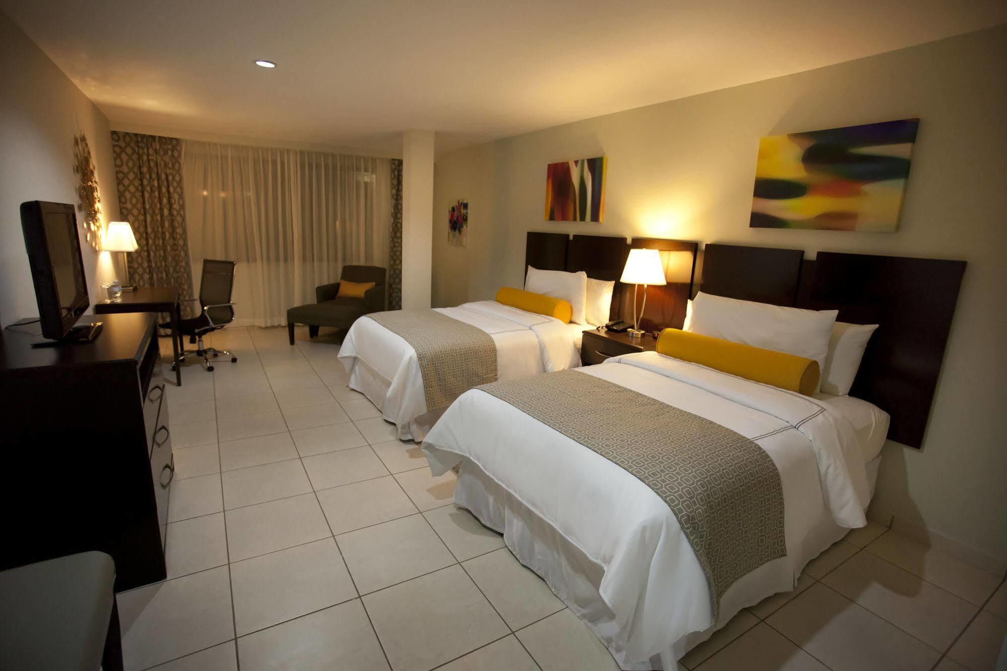 Hotel Los Andes San Pedro Sula Kültér fotó